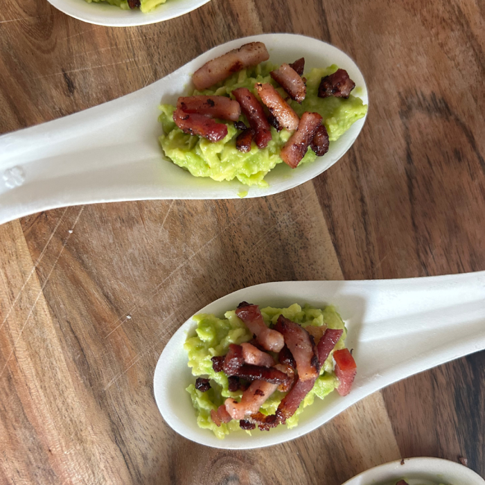 Bouchées avocats lardons